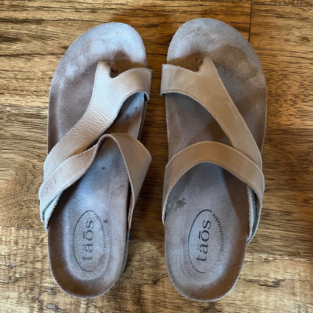 Taos Footwear Tan Sandals